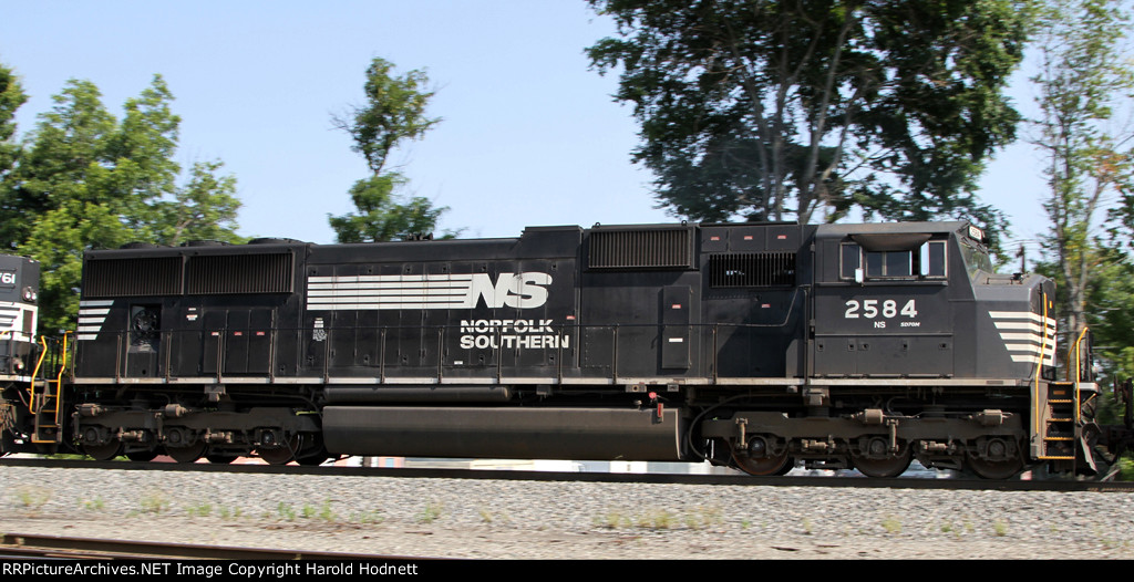 NS 2584